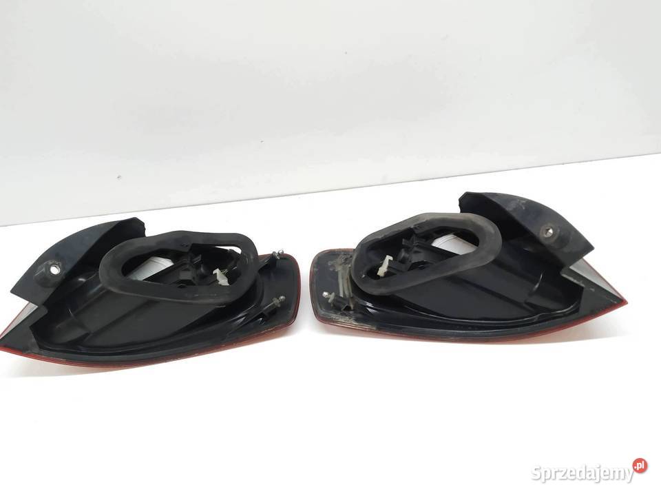 LAMPA TYŁ KOMPLET Fiat Croma II 20052011 Lampy tylne