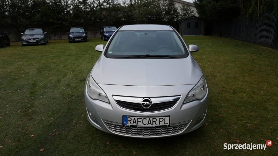 Opel Astra z Niemiec zarejestrowana super Rok produkcji 2010 Zielona Góra