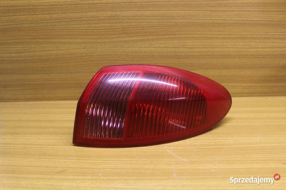 Alfa Romeo 147 Lampa tył tylna klosz prawy Sompolno