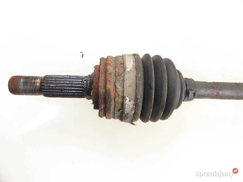 PÓŁOŚ PRAWA PEUGEOT 107 10