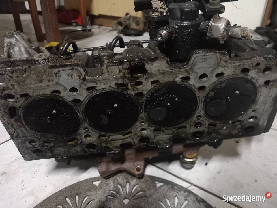 Glowica renault 15dci 101 Zakrzówek sprzedam