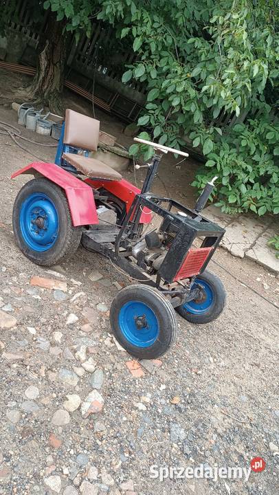 Traktorek sam WSK Dzik Łubie