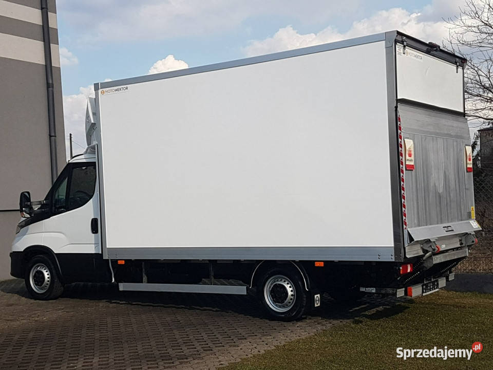 Iveco Daily WINDA 8EP 429x223x223 KLIMA Iveco Poręba