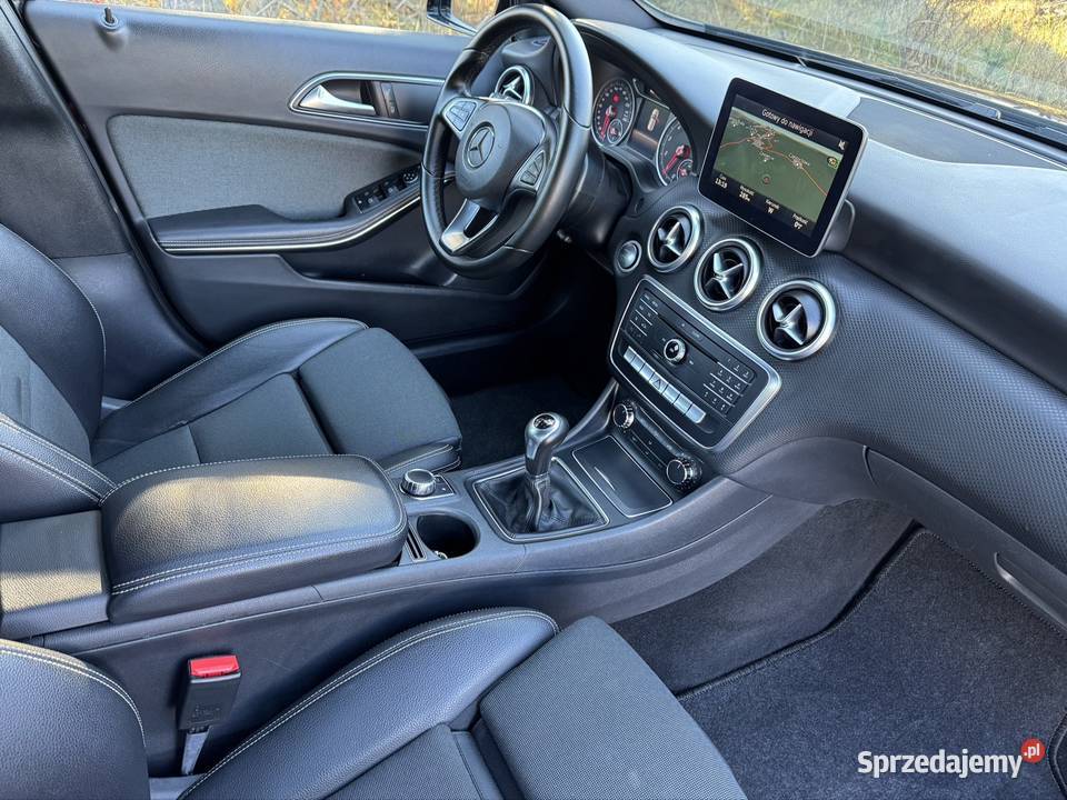 MERCEDESBENZ A180 16 Benzyna 2017r1 właściciel 180 Kroczyce