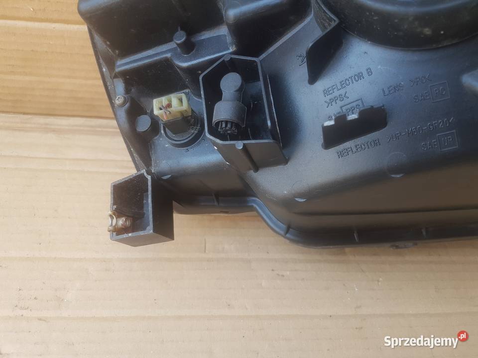 Suzuki Liana lampa reflektor przedni lampy przód dolnośląskie Legnica
