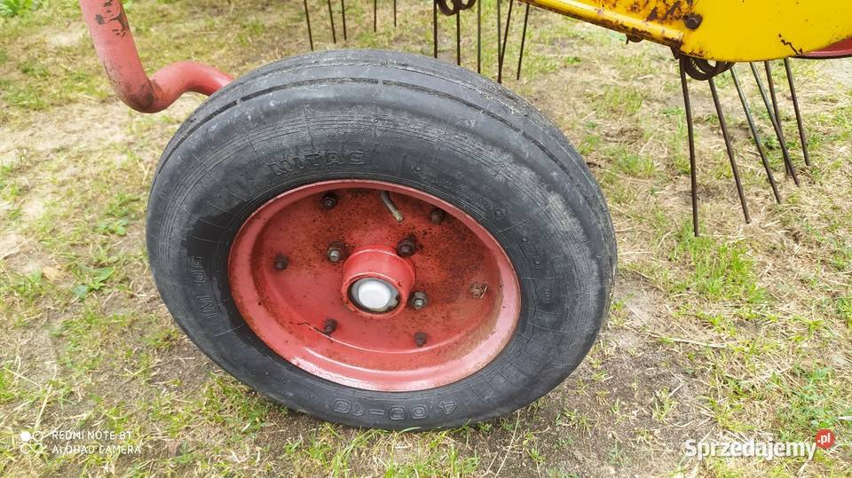 Zgrabiarka roztrzasarka do siana słomy Taśmowa
