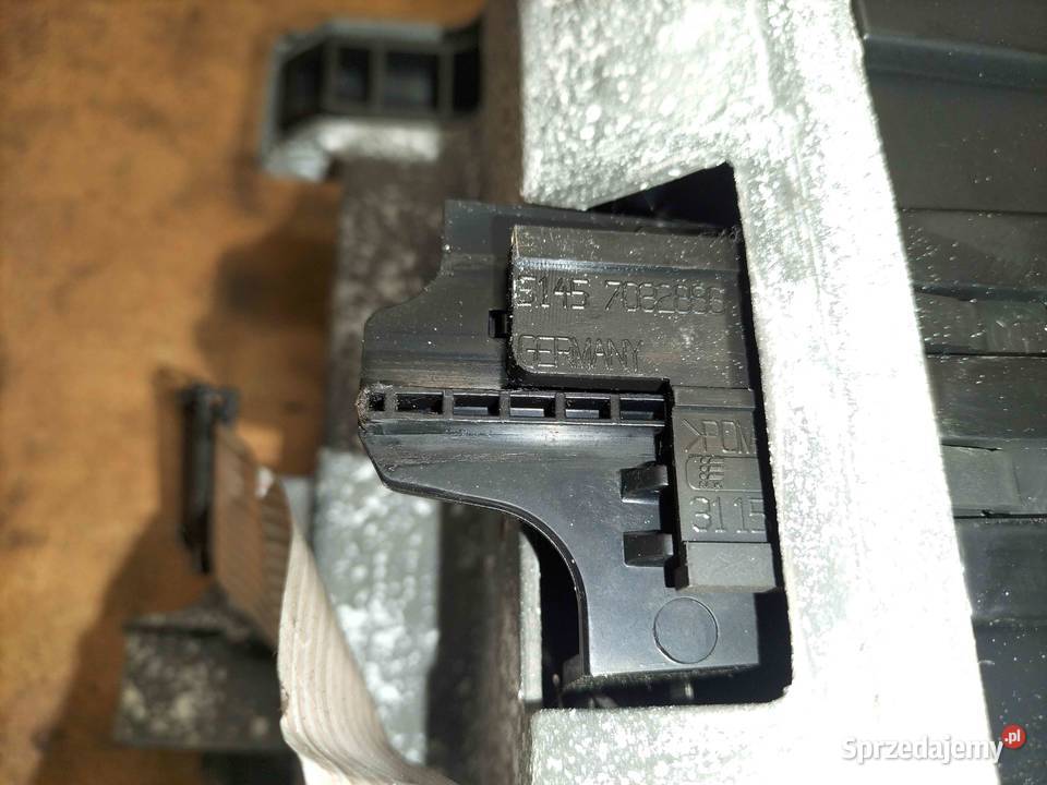 Schowek konsoli centralnej z telefonem BMW E65 Poręba