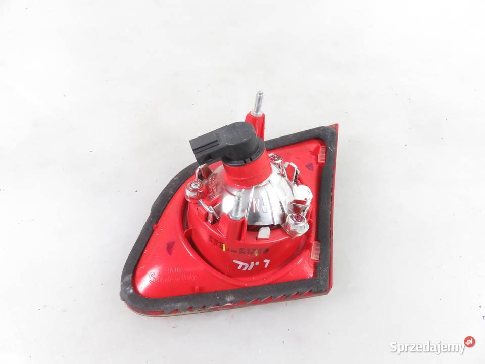 LAMPA LEWA TYLNA KLAPA VW PASSAT B6 3C5945093E