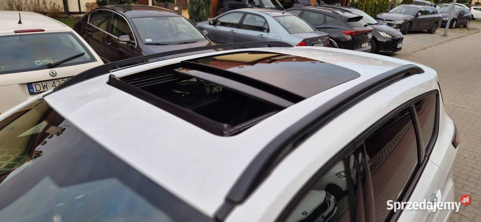 Ford Kuga 15 EcoBoost AWD STLine ASS nieuszkodzony Wrocław sprzedam