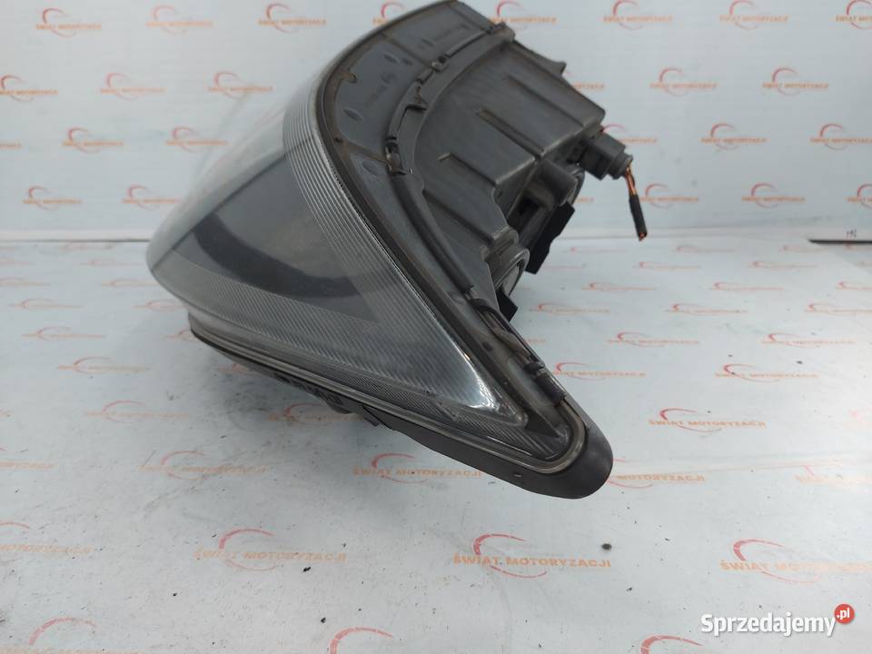 VW CRAFTER 15r lampa prawa przód ANGLIK Kielce