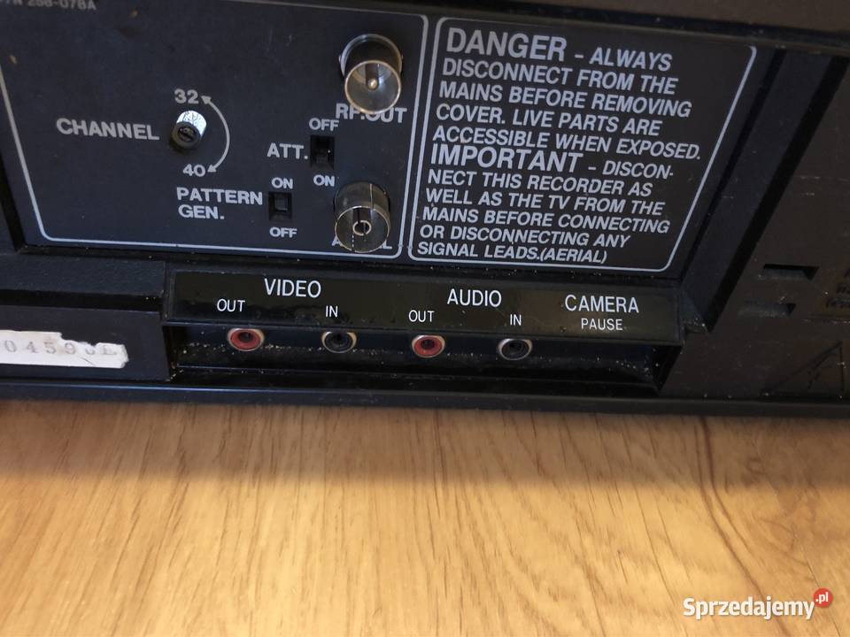 Schneider SVC246 RC video magnetowid Niemiecki