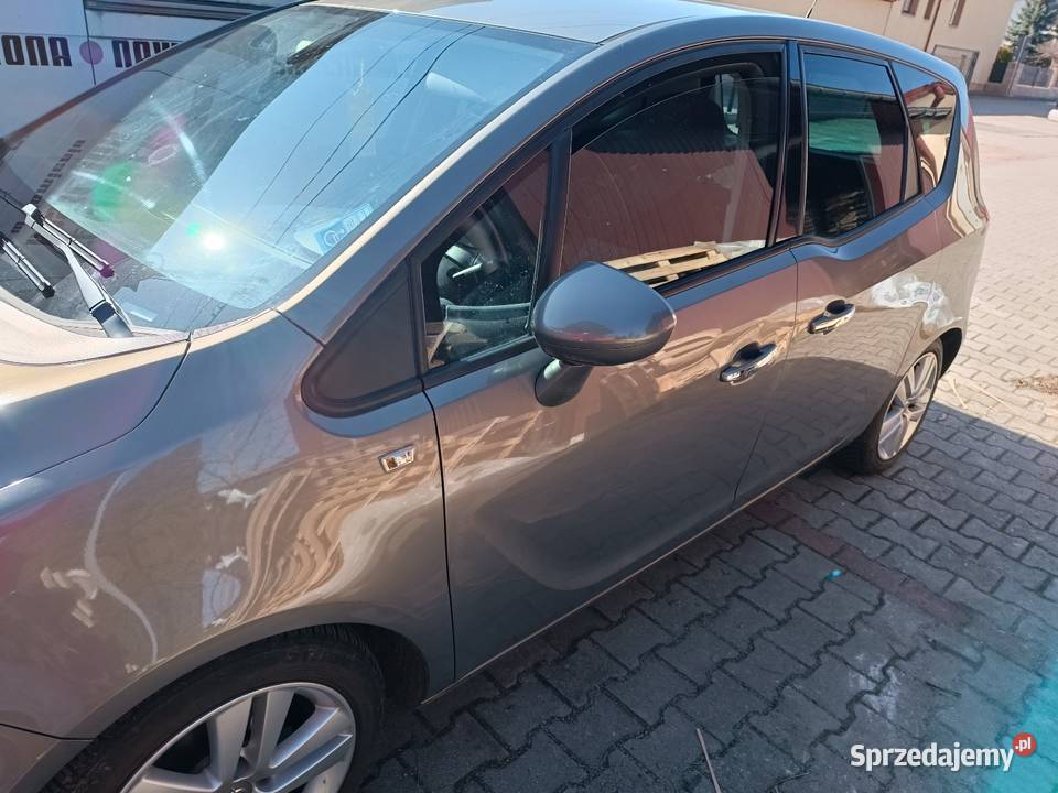 Sprzedam Opla Meriva b 14 turbo do negocjacji 198520km Nisko