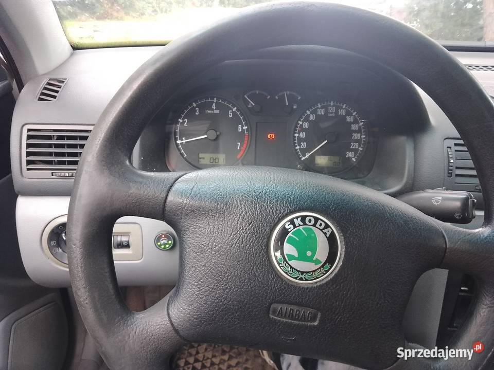 Skoda Octavia 20 benzyna gaz OC i PT 2026 Police