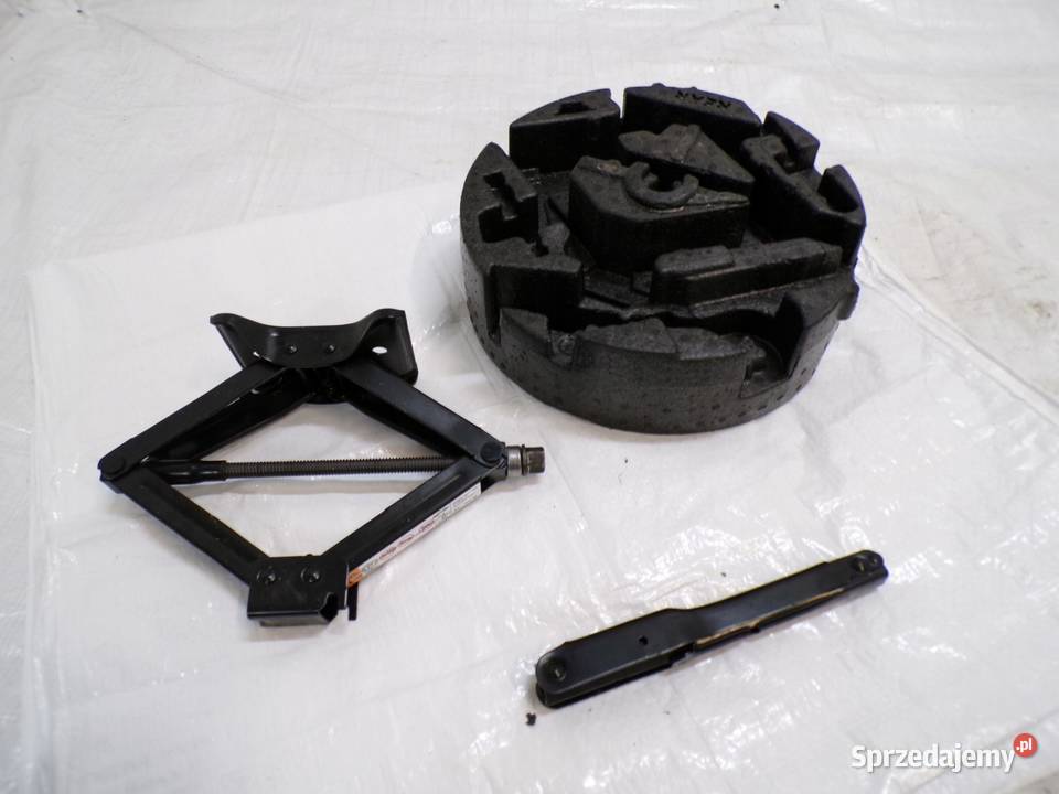 Styropian zestaw naprawczy podnośnik klucz Opel