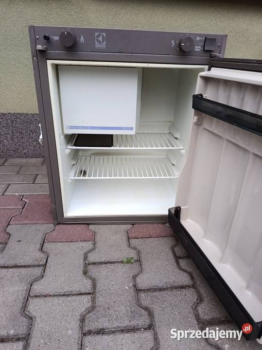 Lodówka do przyczepy kampera na 12 V 230 W gas Pruszków sprzedam