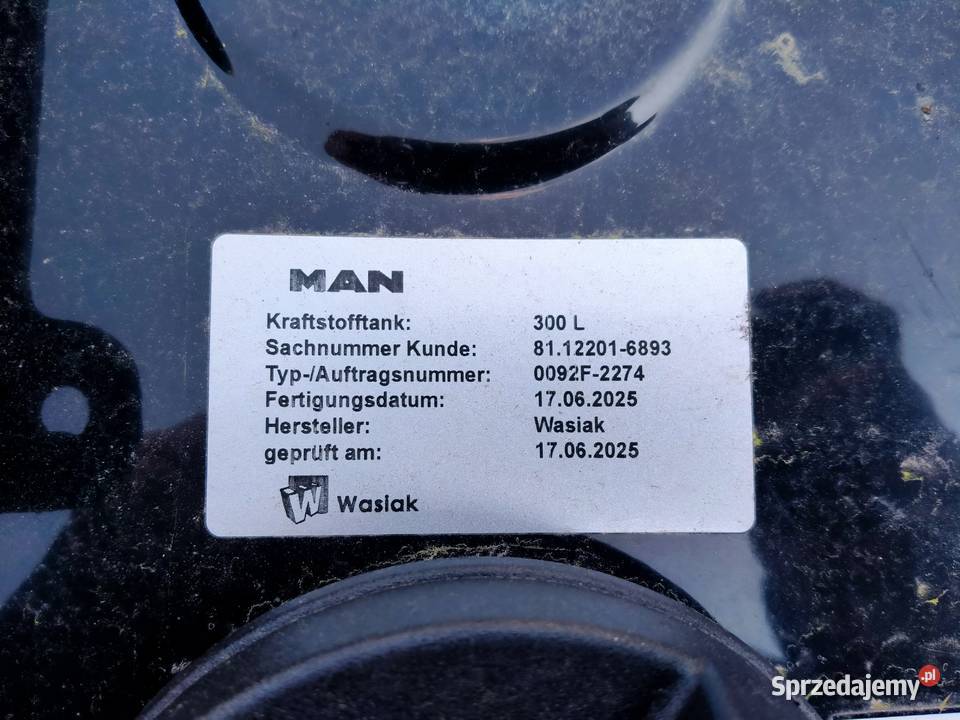 MAN ZBIORNIK PALIWA 300L 81122016893 ciężarowe Kargowa
