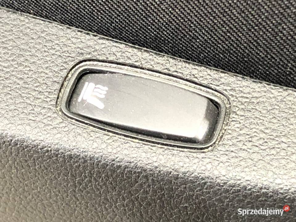 FOTEL PRAWY PRZÓD DACIA DUSTER Hatchback osobowe sprzedam