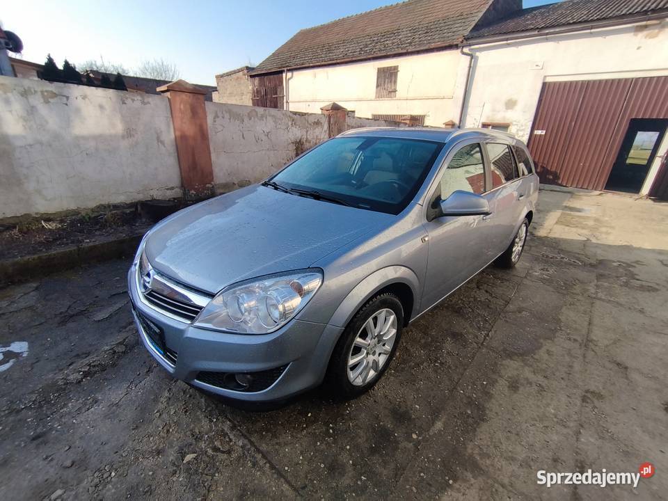 Astra H 16 2010r Oława