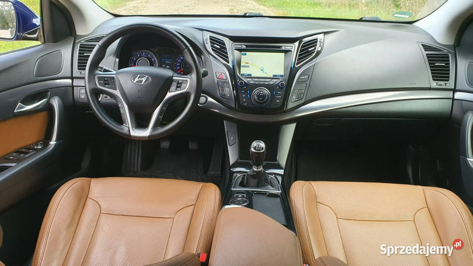 Hyundai i40 16 GDI 135 Navi Kamera Climatonic niebieski Chmielnik sprzedam