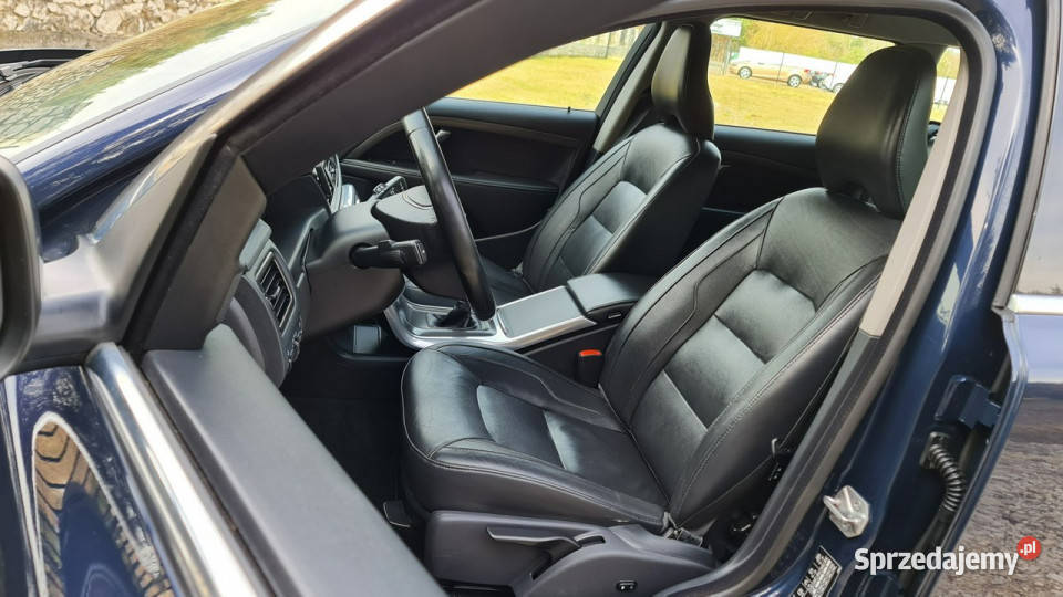 Volvo V70 20 D4 181 Momentum Navi Digital Skóra Chmielnik