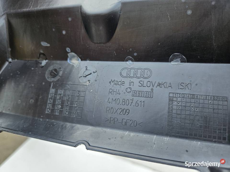 AUDI Q7 4M0 PŁYTA OSŁONA POD ZDERZAK PRZÓD