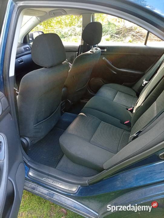 Toyota Avensis t25 20 d4d 116 Łochów sprzedam