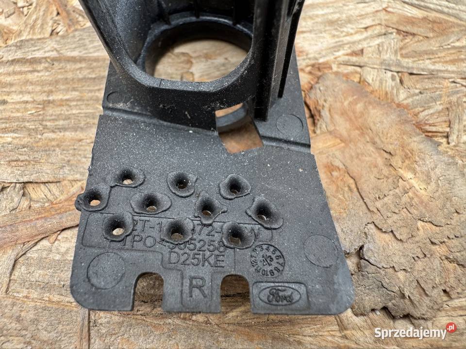 Koszyk uchwyt czujnika pdc parków zderzaka przód Części montażowe Części samochodowe Międzychód