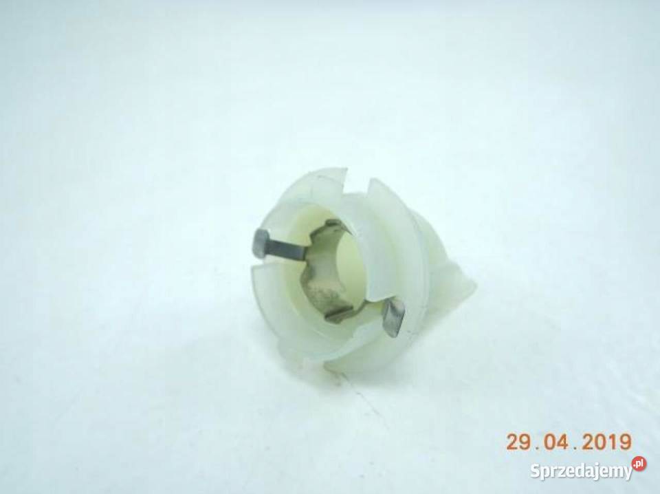 GNIAZDO ŻARÓWKI LAMPY TYŁ FORD FIESTA 9502
