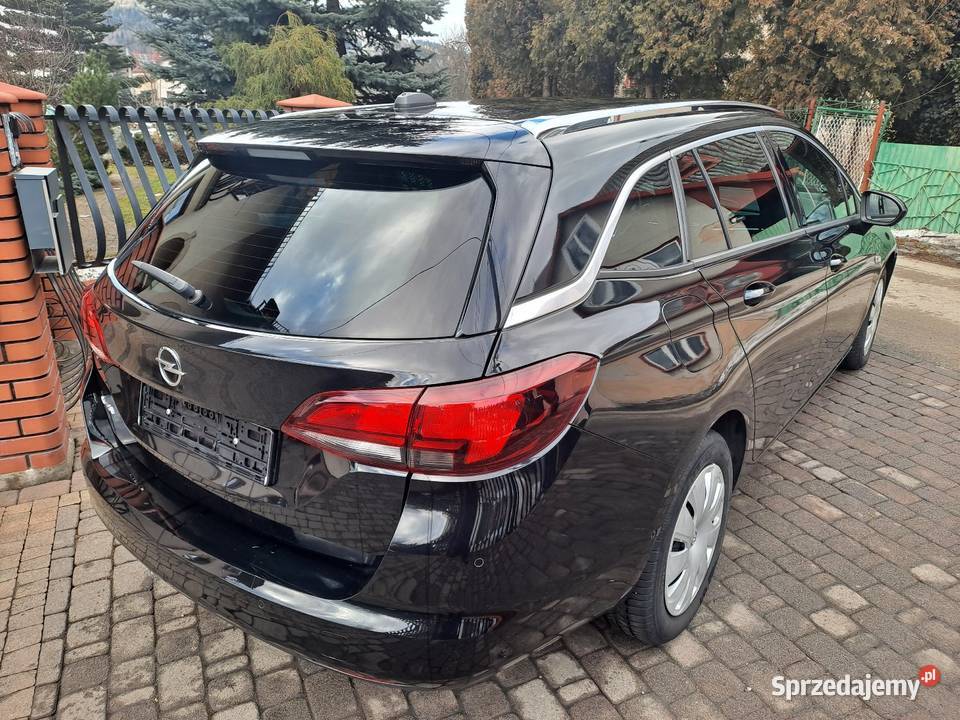 Opel Astra 14Turbo 145 Sports Tourer śląskie
