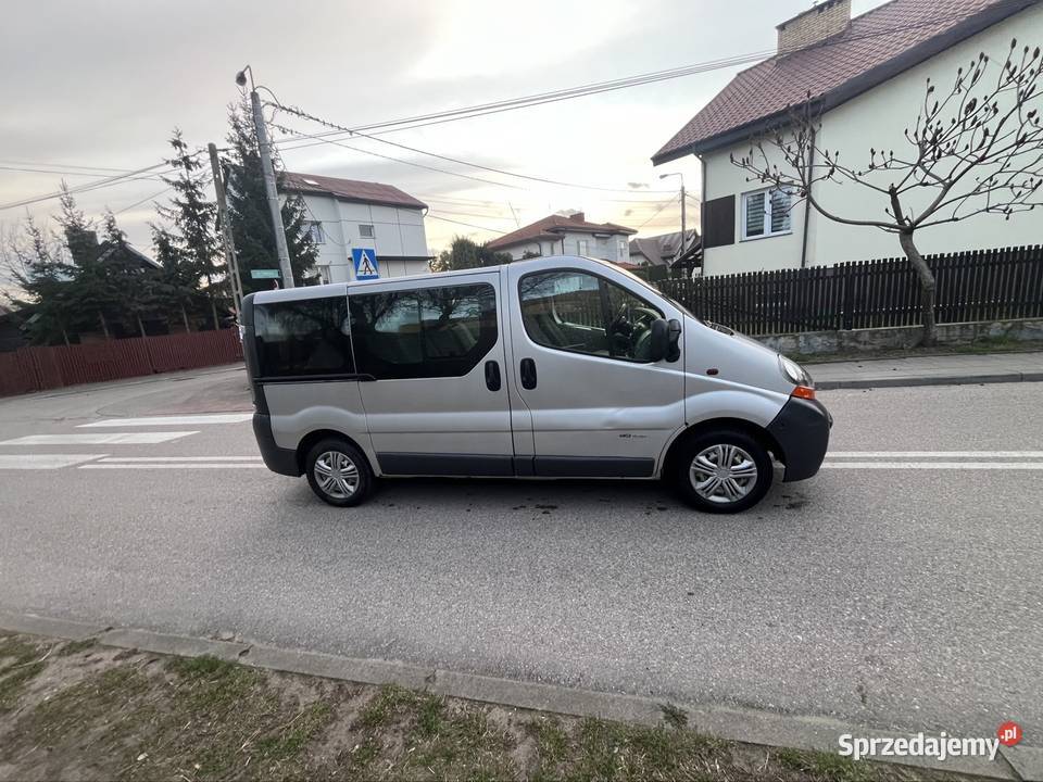 Renault trafic 9 osobowy bluetooth Białystok