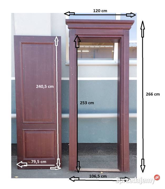 Drzwi używane lite drewno kolor mahoń z ramą pomorskie Wiślinka