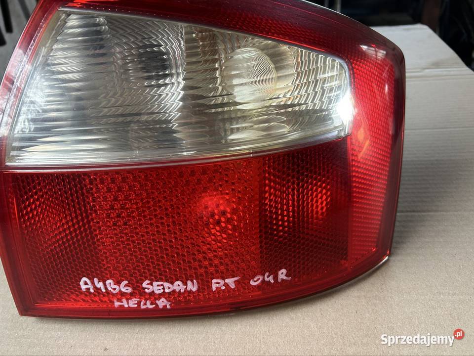 Lampa prawy tył Audi a4 b6 sedan 8e0945096c Grudziądz