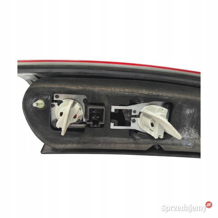 LAMPA PRAWA Volvo V70 XC70 II LIFT LED tylna osobowe Chełm