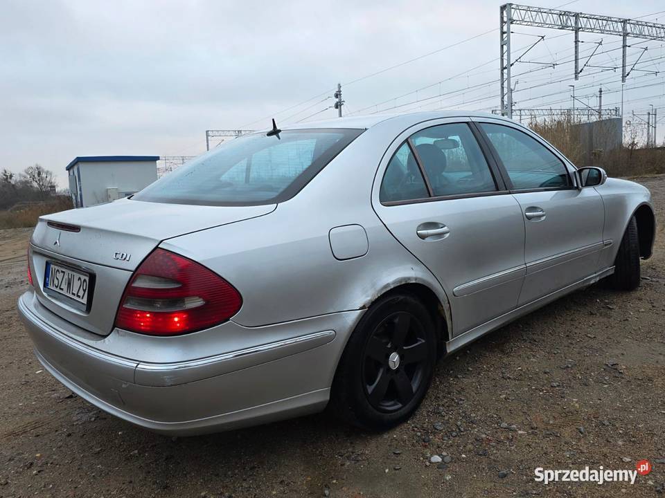 Mercedes E klasa 27CDI Avantgarde Automat 2004r 177KM Białystok