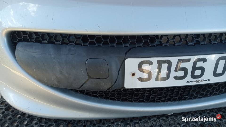 PEUGEOT 107 ZDERZAK PRZÓD EZRC Zbierkowo sprzedam