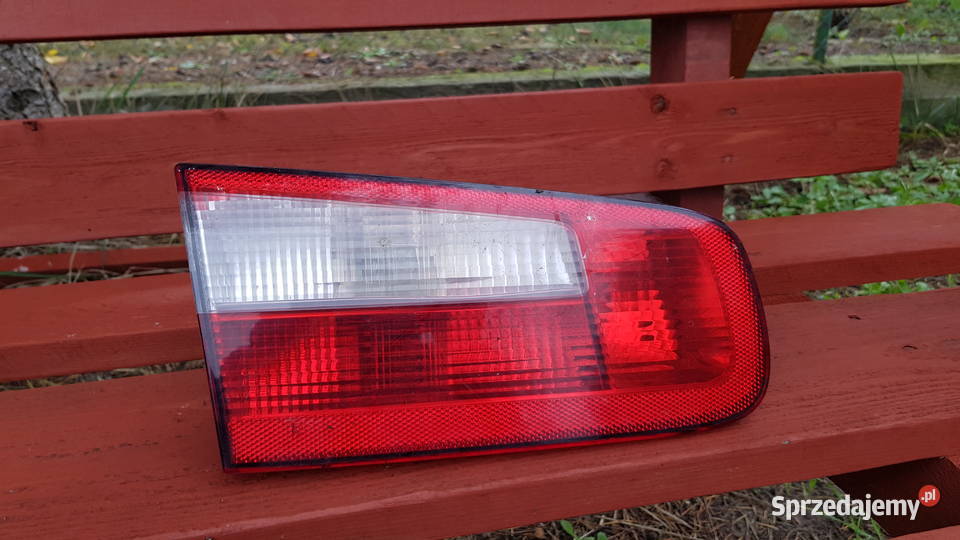 lampa tył tylna lewa laguna II HB w klapę osobowe Szczecin