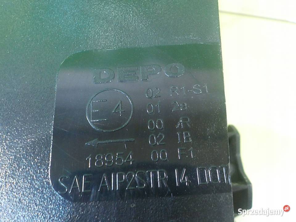 FORD TRANSIT CONNECT MK2 15r VAN lampa lewa tyl Suków