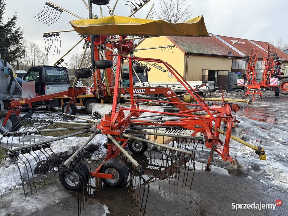 Zgrabiarka karuzelowa Fella 425 DN zagrabiarka Myszyniec