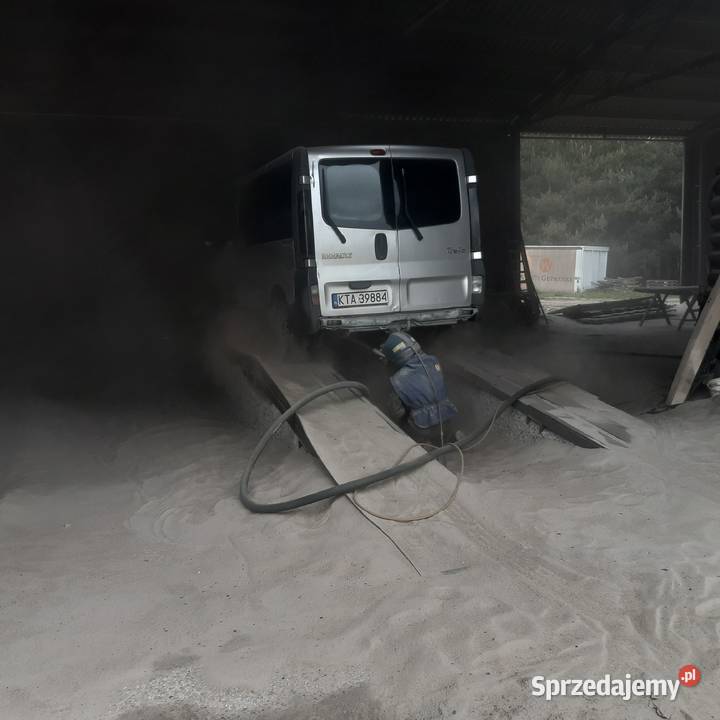 Renault Trafic 2003r 19 dci 9 osobowy Tarnów