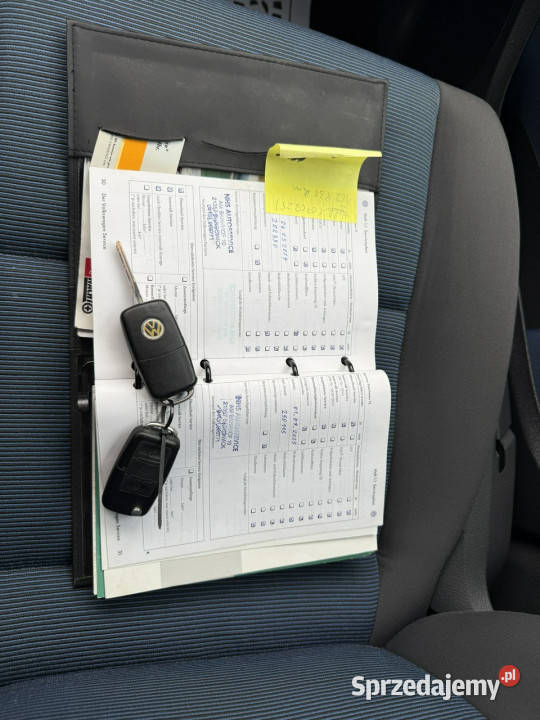 Volkswagen Touran 16 manualna