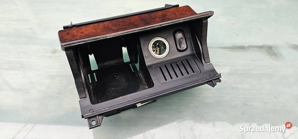 Popielniczka mercedes w210 elegance Zbąszyń