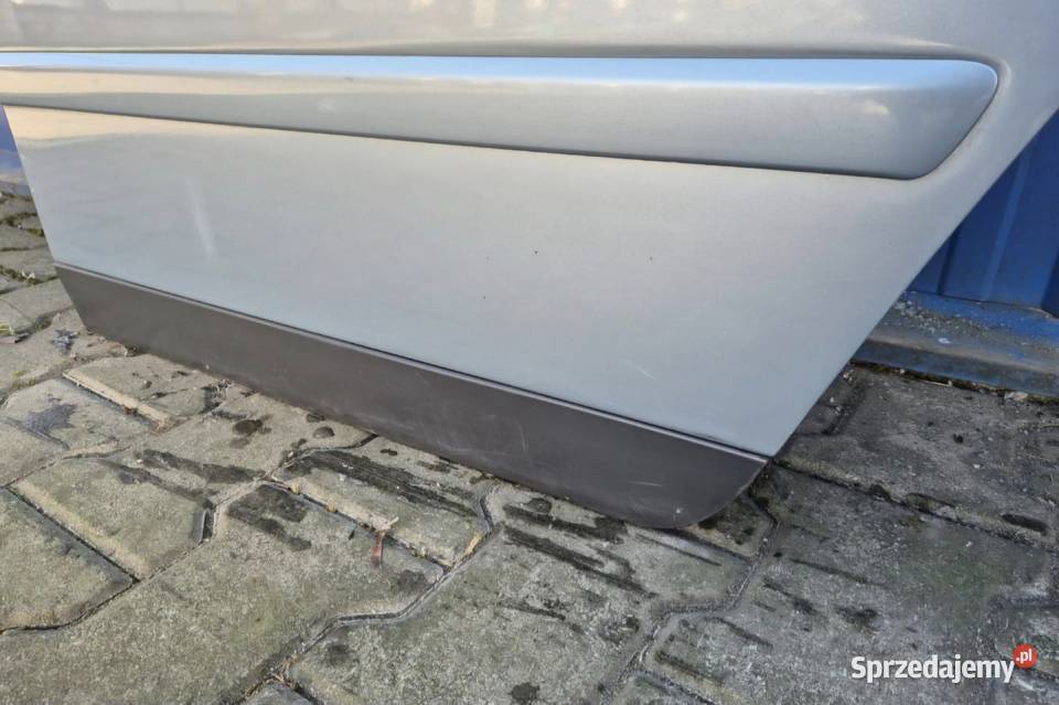 9 DRZWI TYŁ LEWY TYLNE LEWE AUDI A4 B6 KOMBI Działoszyce