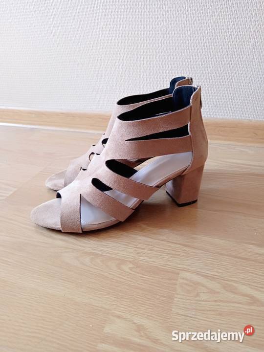Buty botki damskie na słupku 42 inna Olesno