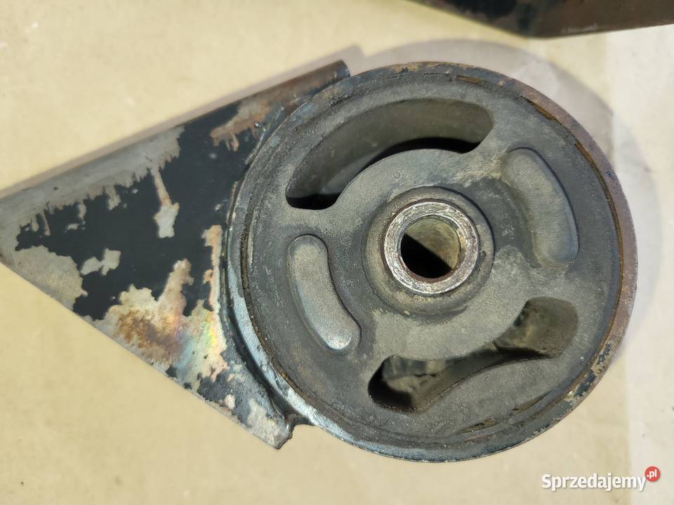 Wartburg 13 Poduszka i wspornik poduszki skrzyni Piaseczno sprzedam