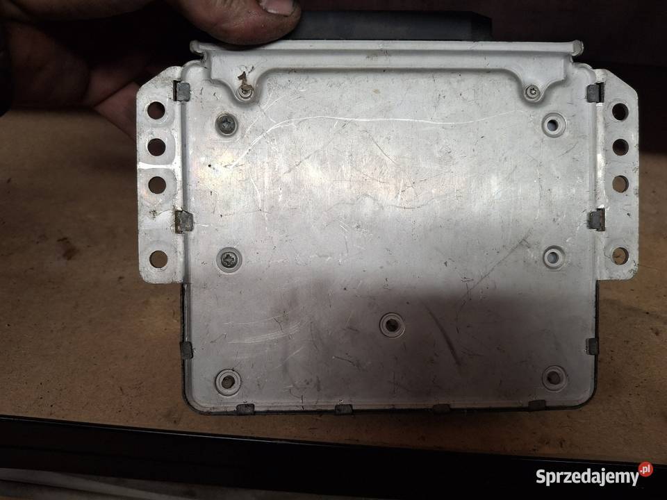 Komputer silnika bmw e30 24td 0281001088 Włoszakowice