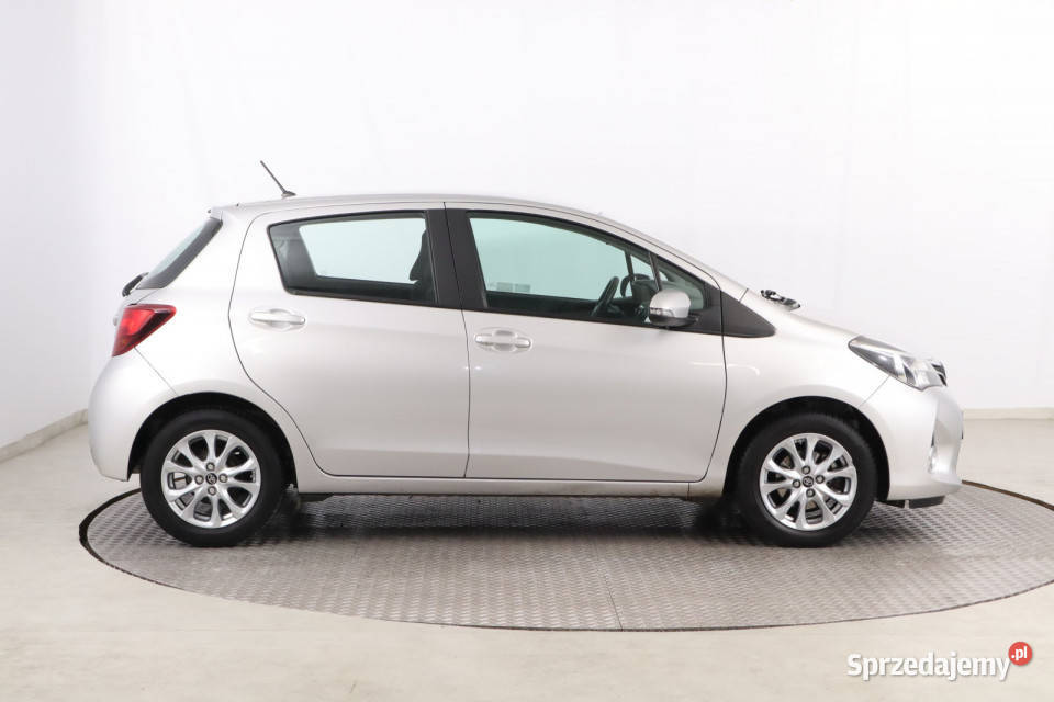 Toyota Yaris 133 Dual VVTi Zabrze