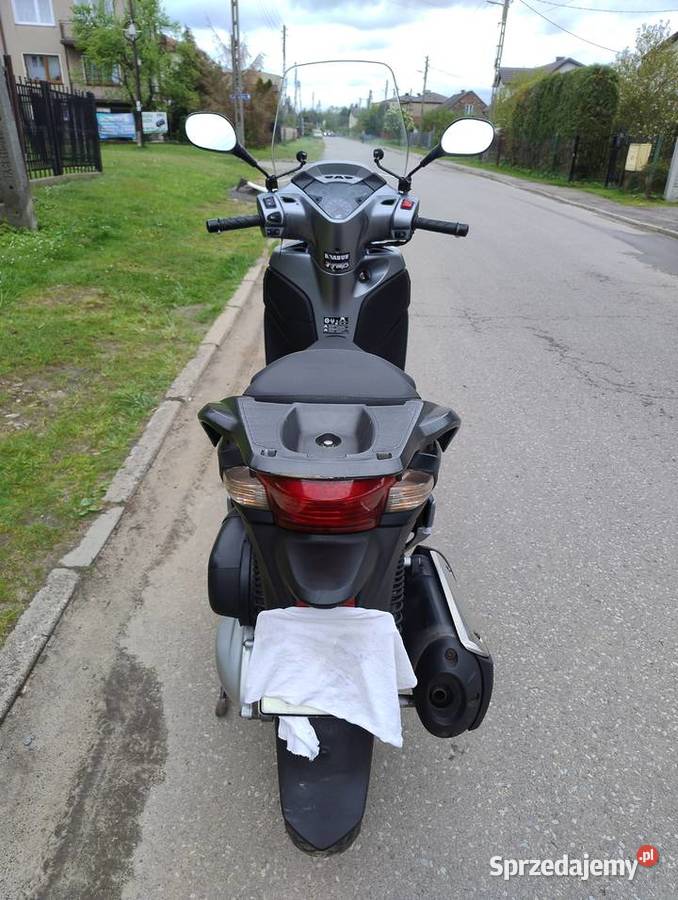 Honda sh 300 ABS wtrysk niski przebieg Rok produkcji 2011 Łazy