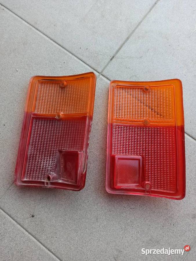 Klosz tylnej lampy Fiat 126p maluch Bielsk Podlaski