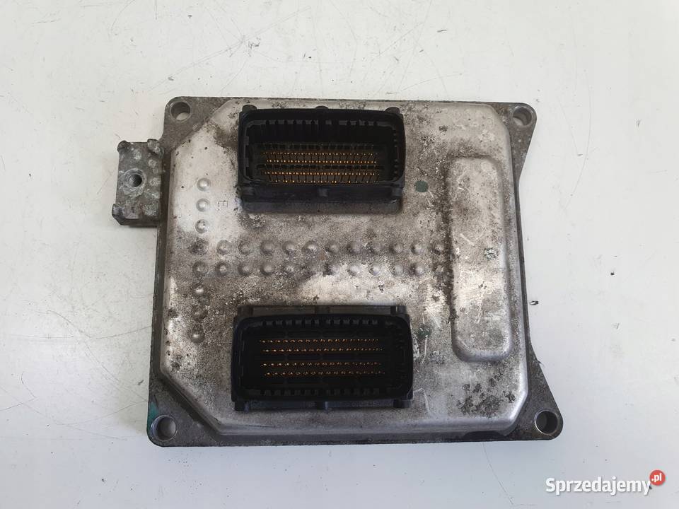 Opel Astra III H 16 16V STEROWNIK SILNIKA osobowe Rudka