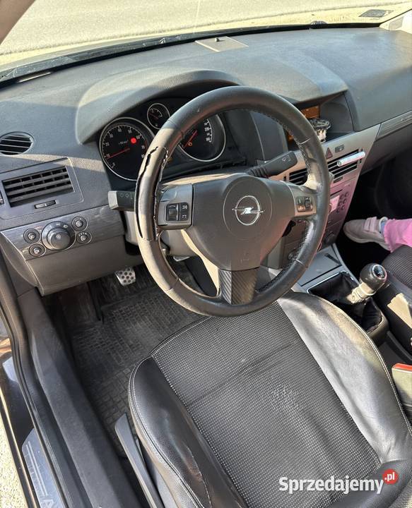 Opel Astra H 16 benzyna 2005r 1600cm3